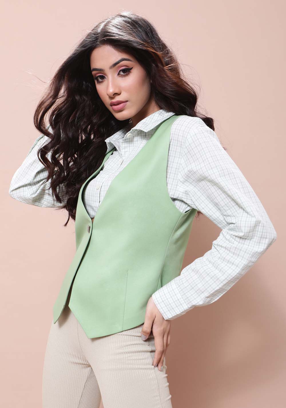 Waistcoat With Angular Hem- Green