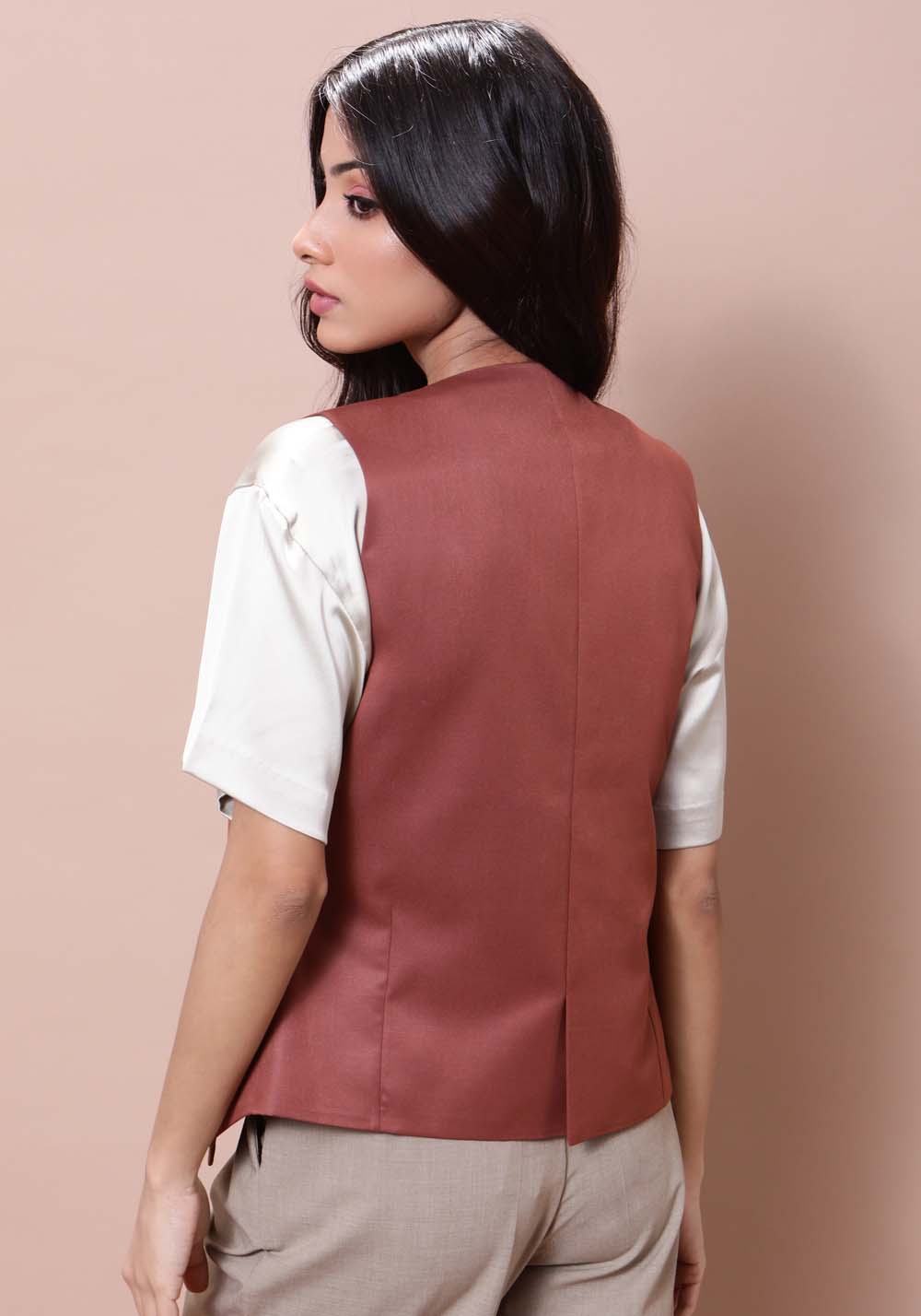 Waistcoat With Angular Hem- Brown