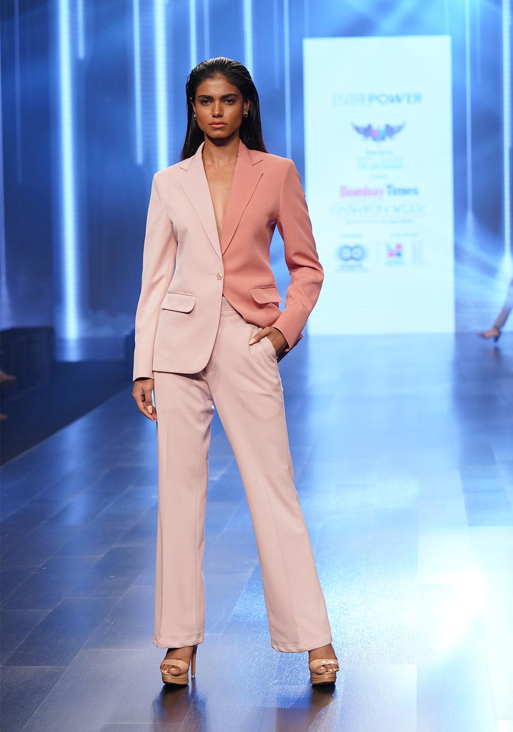 Vertical half and half power suit