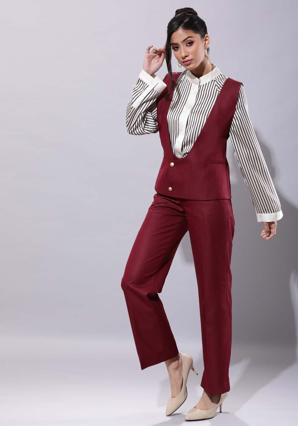 Deep Neck Waistcoat With Culottes Set- Maroon