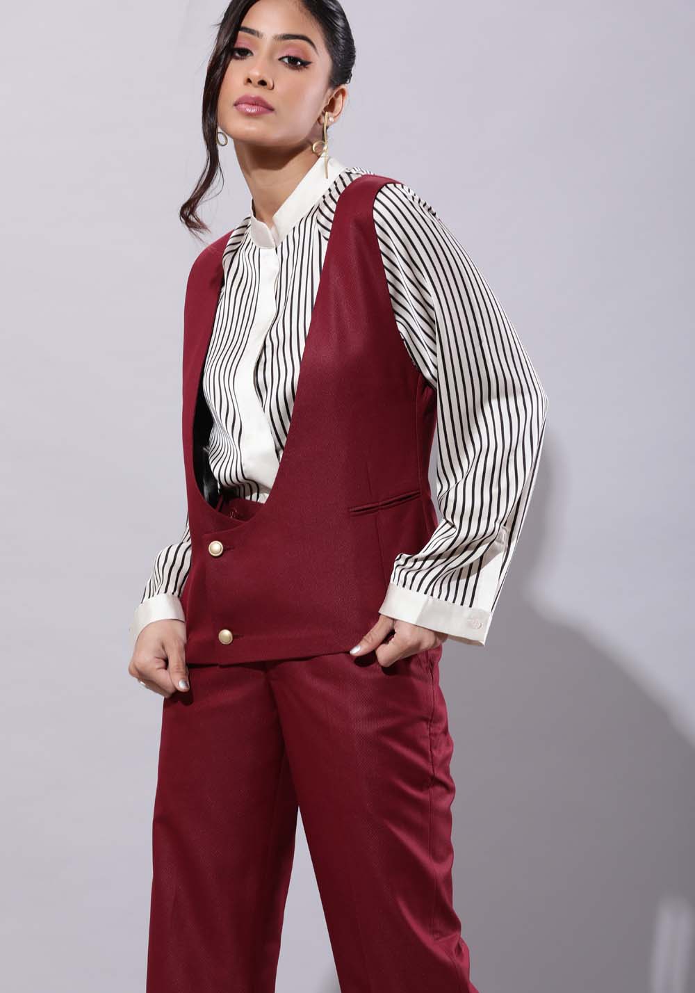 Deep Neck Waistcoat With Culottes Set- Maroon